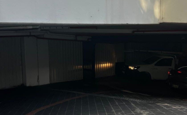 Secure Undercover Parking 2-Min Walk to St Leonards Station
