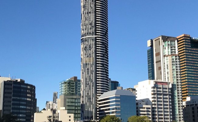 Brisbane City - Secure Underground Parking in Meriton Suites