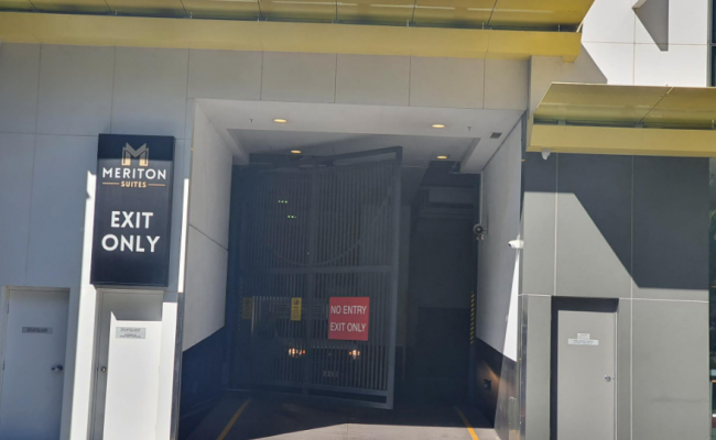 Brisbane City - Secure Underground Parking in Meriton Suites