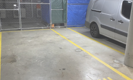 Wentworth Point - Secure Indoor Car Spot close to Marina Square