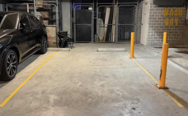 Secure Indoor Parking - Holt St Surry Hills