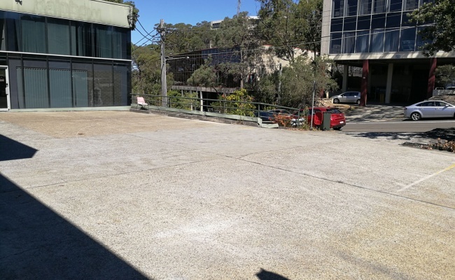Parking spaces in Leighton Place, Hornsby