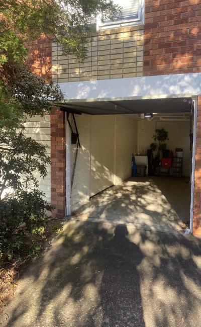 Kingsford - Lock Up Garage Near Light Rail to CBD