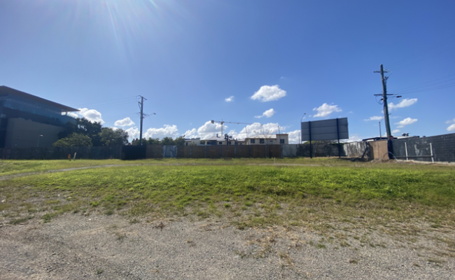 GATED PARKING & STORAGE IN PRIME ALBION LOCATION
