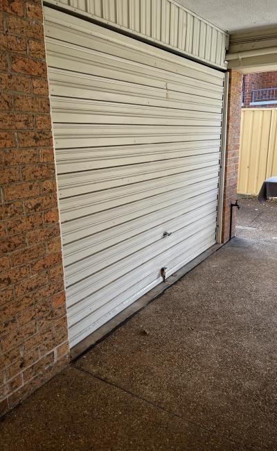 Locked-up garage, storage. 4 mins walking to westfield, 8min walk to hurstville train station
