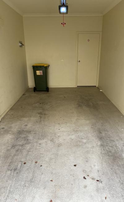 Covered private parking is available for rent on Hume St (City), excelent location