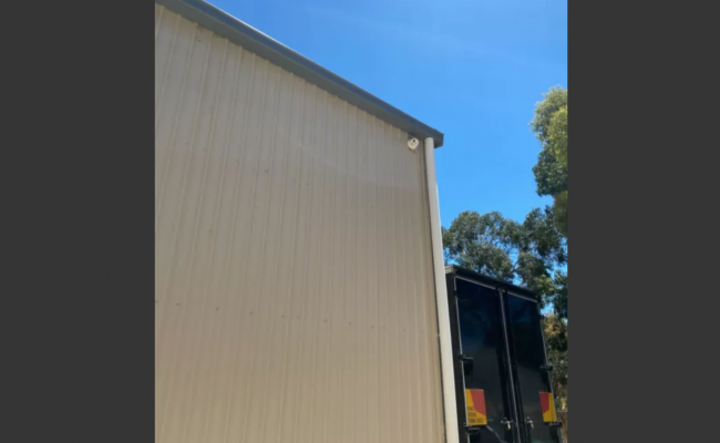 Paracombe - Secure Shed for Parking and Storage