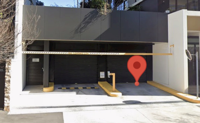 Great parking space near CBD
