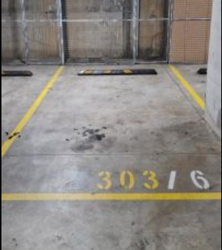 Secure underground carspace 10 mins walk from station