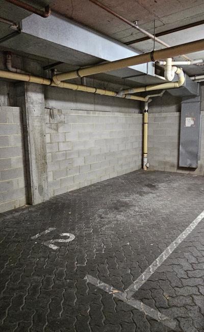Northbridge secure parking right on james street
