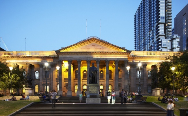 Melbourne CBD, QV parking space available