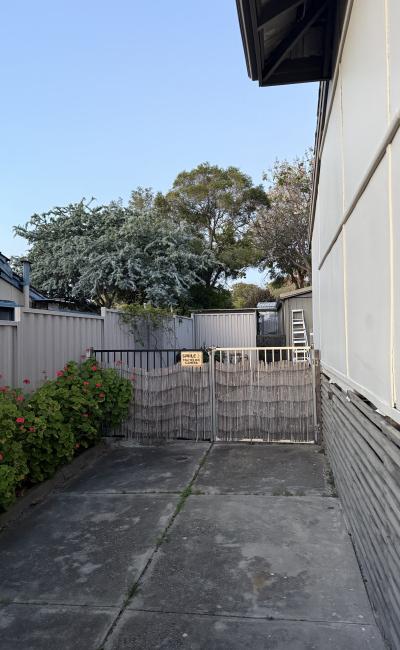 Large parking bay close to CBD and Vic Park Strip