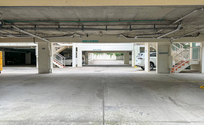 Unreserved Undercover parking 2 min from Toowong Village
