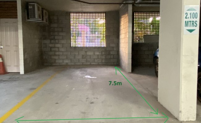 Unreserved Undercover parking 2 min from Toowong Village
