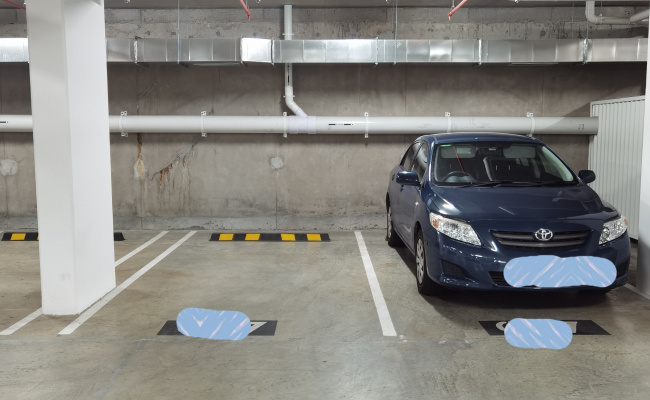Great parking space near Schofields station