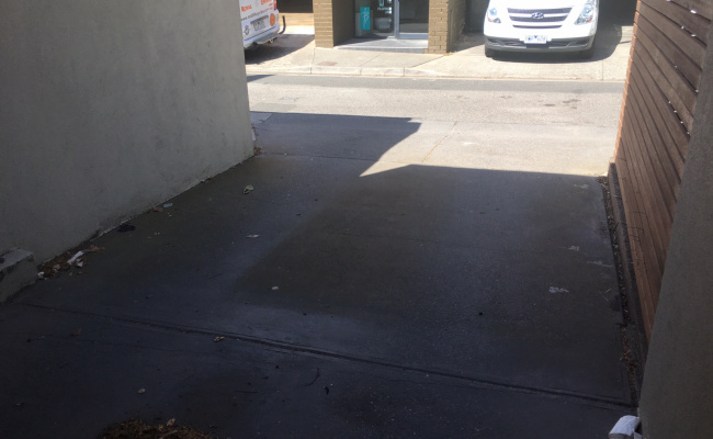 Weekend football/event parking in Cremorne
