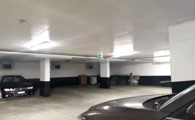 Mascot - Secure Underground Parking near Train Station #1