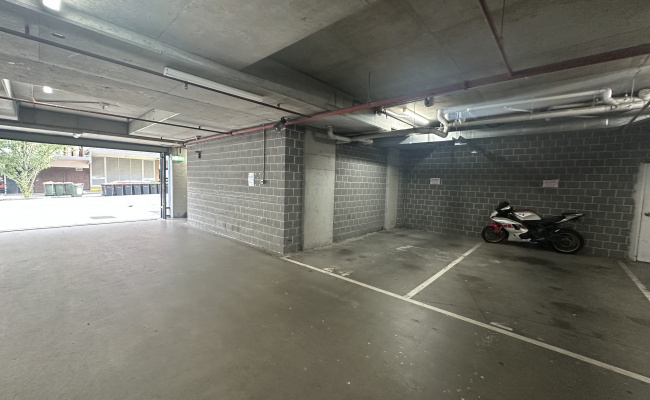 Premium Indoor Parking Spot 2 - Closest to Mascot Train Station & Bus Stops