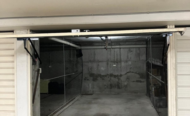 Chatswood lock up garage 2m walk from Westfield
