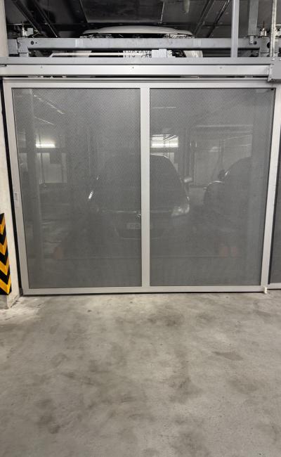 Secure carpark near Epworth Hospital