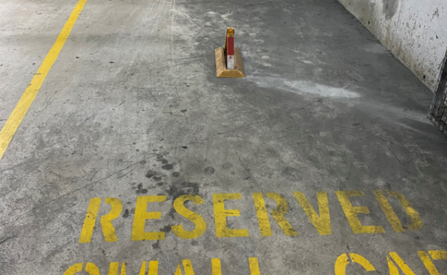 Parking spaces available in Homebush!