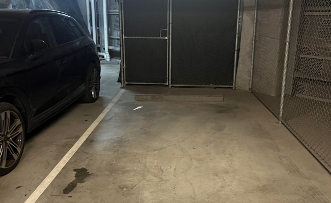 Parking in Southbank for lease