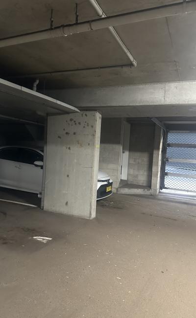 Secured indoor parking near Kings Cross train station bus stops supermarkets