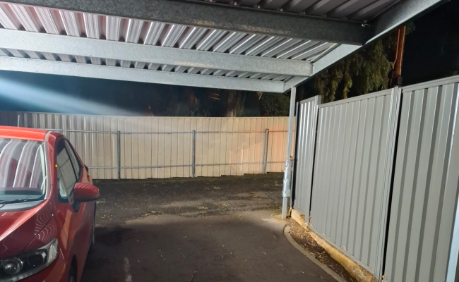 Parking 10 Minutes from Adelaide CBD