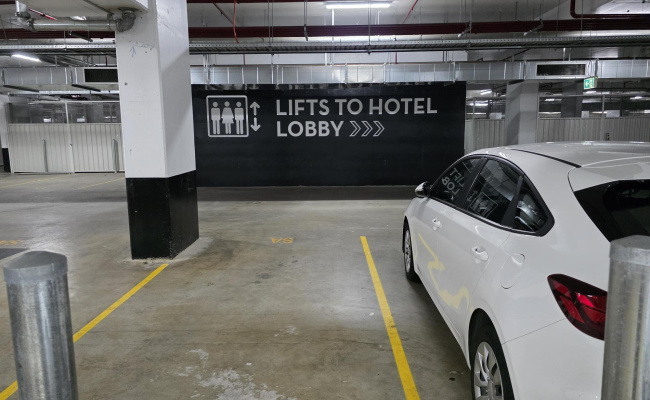 Long-term secure parking in Mascot Central with easy access to Mascot Station and bus to Airport