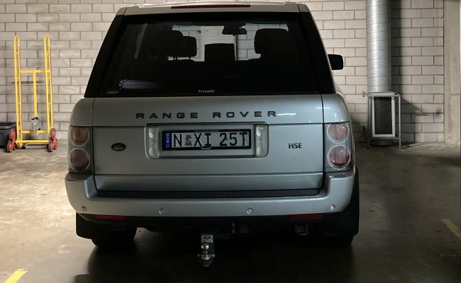 Secure and safe indoor car parking, 24/7 access, Sydney cbd on Kent street, near everything