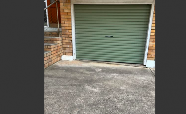 Vaucluse - Secure Single Lock Up Garage for Parking/Storage