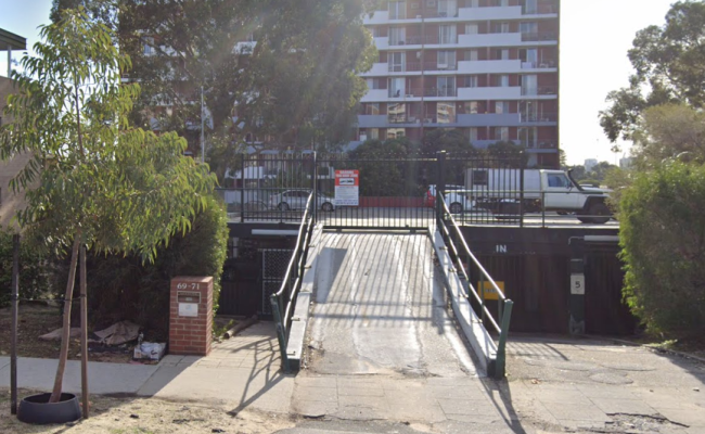 Undercover Parking only 3km from CBD