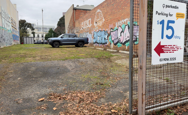 Outdoor Parking in West Melbourne near CBD