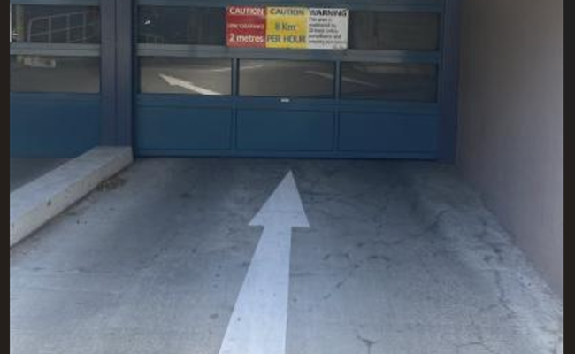 Long term parking space in Elan building