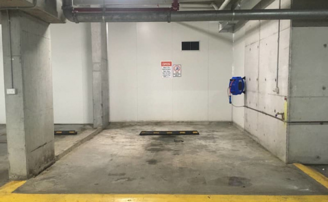 Wide Space with Car Wash Access