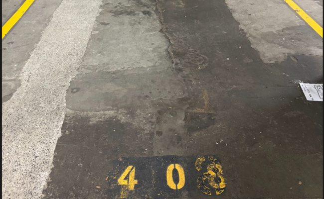 Parking space available (406 La Trobe Street)