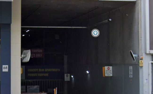 Car park for rent in cbd. Good location.