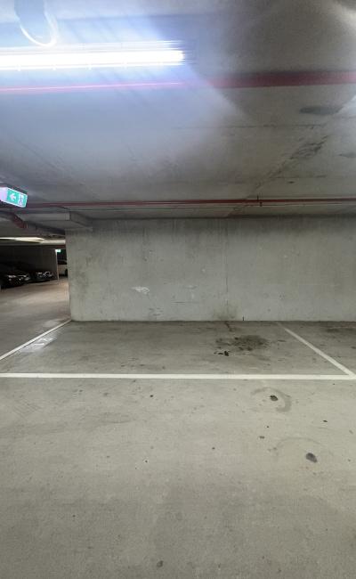 SECURE UNDERCOVER CAR PARK FOR RENT WEST MELBOURNE CBD
