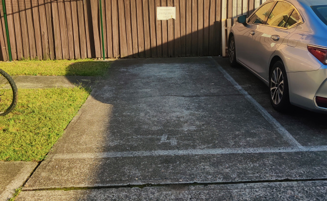 Great parking near Macquarie University