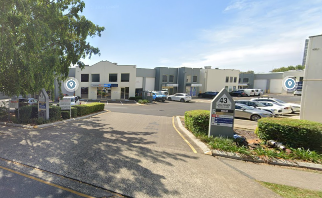 Close to Auchenflower train station  (Oppsite Four Sisters on Lang Cafe Milton)