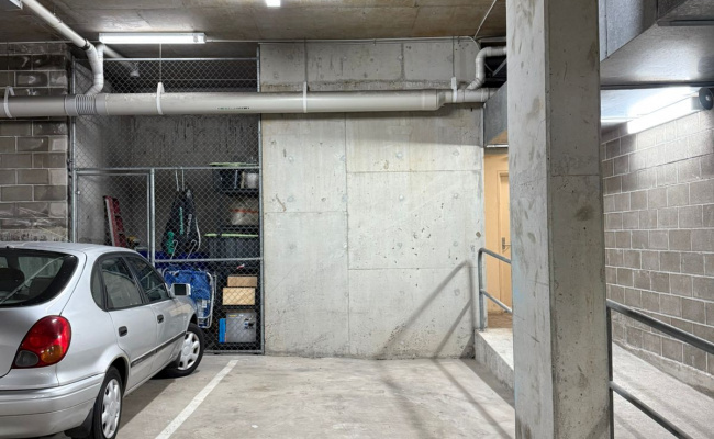 Undercover parking very close to USYD, 10 mins to Central & 5 mins to RPA