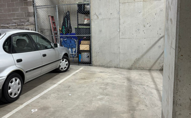 Undercover parking very close to USYD, 10 mins to Central & 5 mins to RPA