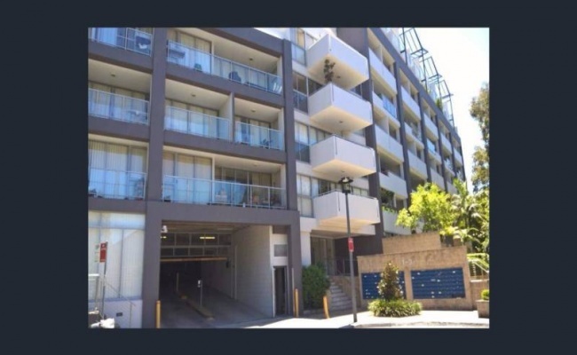 Secure apartment car space - walk to USyd and RPAH