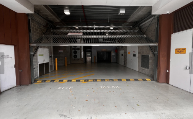 Parking lot on 6 Leicester Street near Queen Victorian Market