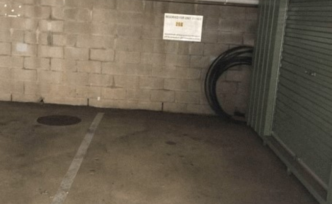 Spring Hill - Secured Parking Right Next to St Andrew's Hospital 