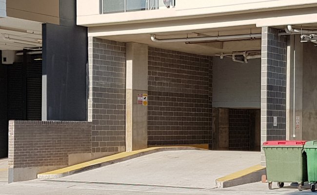 Wolli Creek - Undercover Parking Near Airport