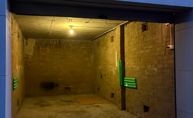  Secure Garage space for Rent in Lilyfield