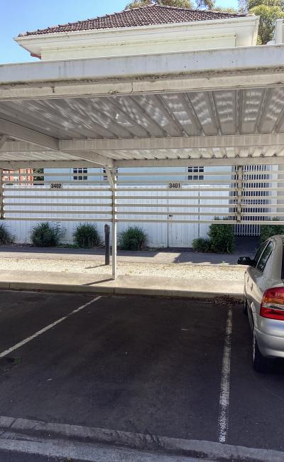 Secure & Convenient Car Space