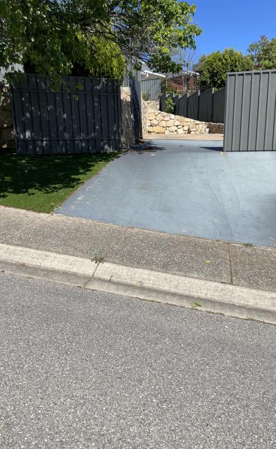 Driveway with manually operated gate, 300m to bus stop 57 and Kings Baptist Grammar School