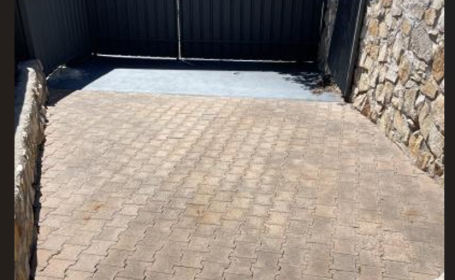 Driveway with manually operated gate, 300m to bus stop 57 and Kings Baptist Grammar School
